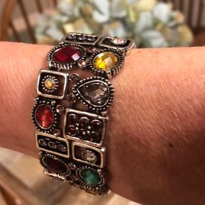Premier Designs crystal stretch bracelet